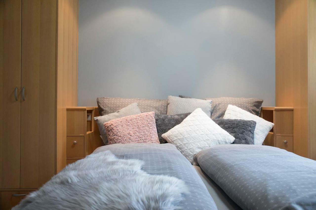 Apartma Spelca Banovci Luaran gambar
